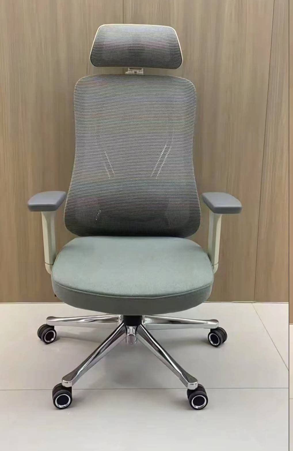 115 Office Revolving Chair b (40000) 115 Office Revolving Chair