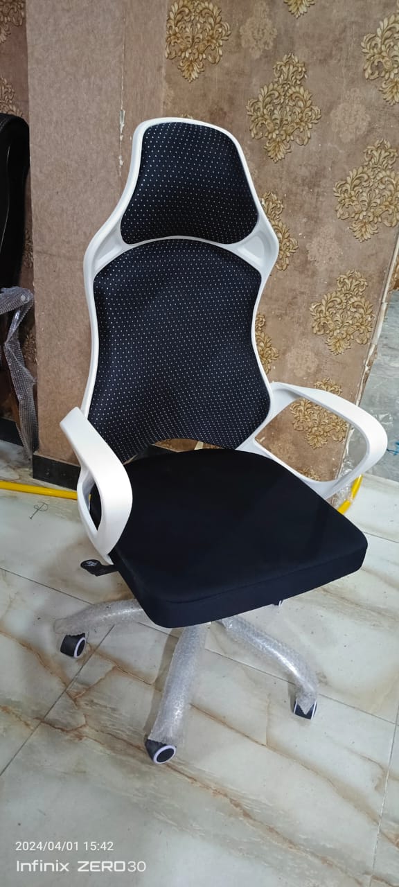 133 Office Revolving Chair