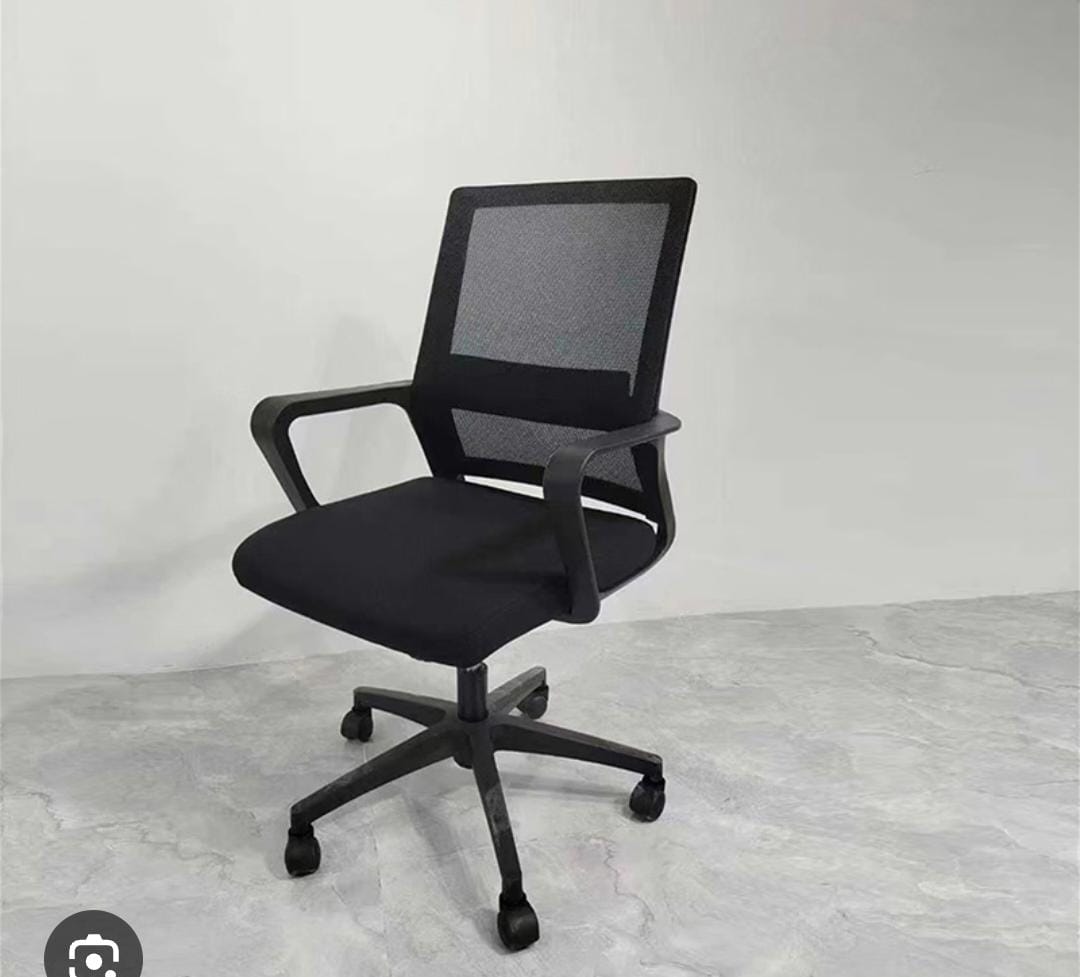 138 Office Revolving Chair (12000) 138 Office Revolving Chair