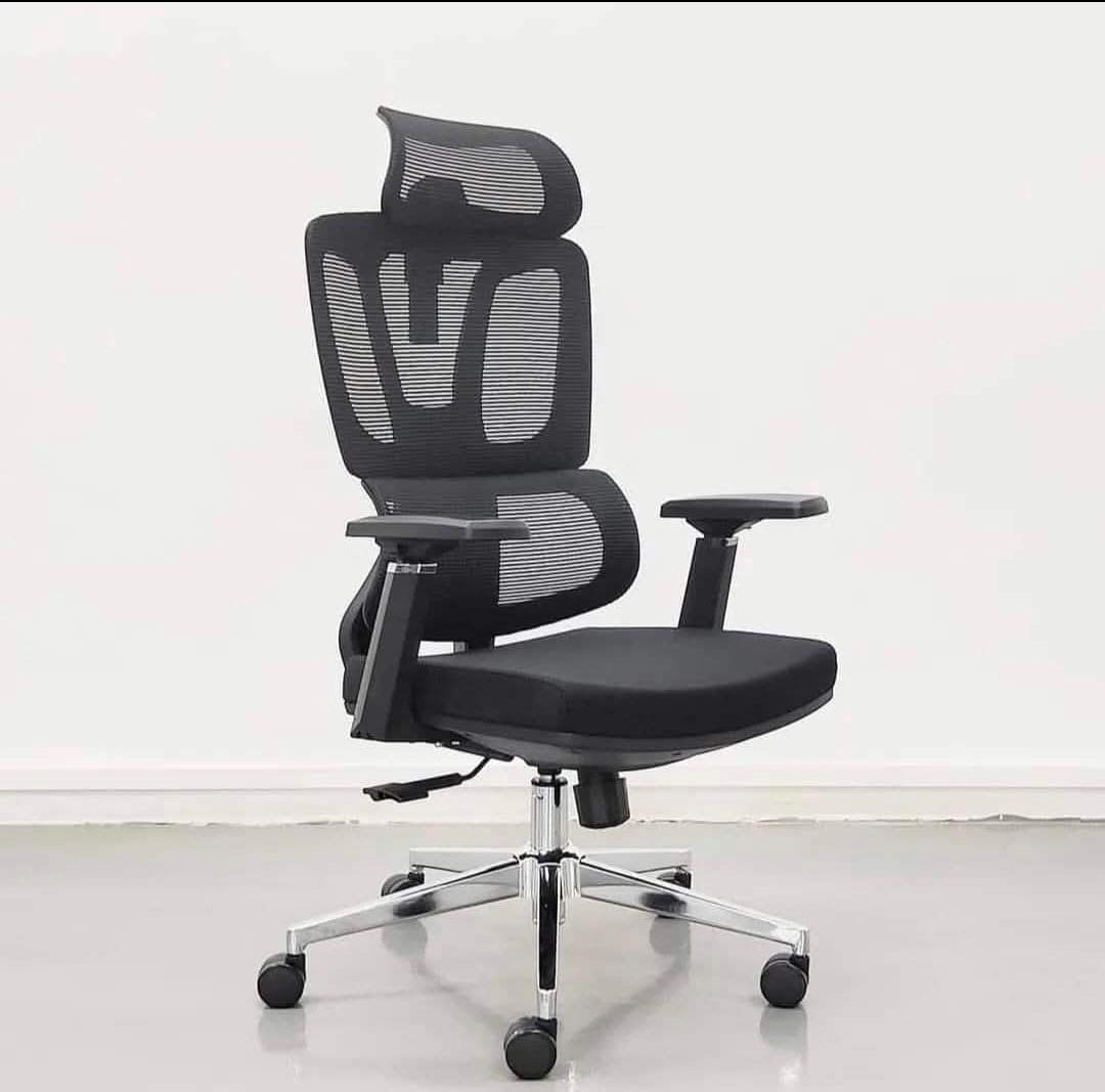 139 Office Revolving Chair (37000) 139 Office Revolving Chair
